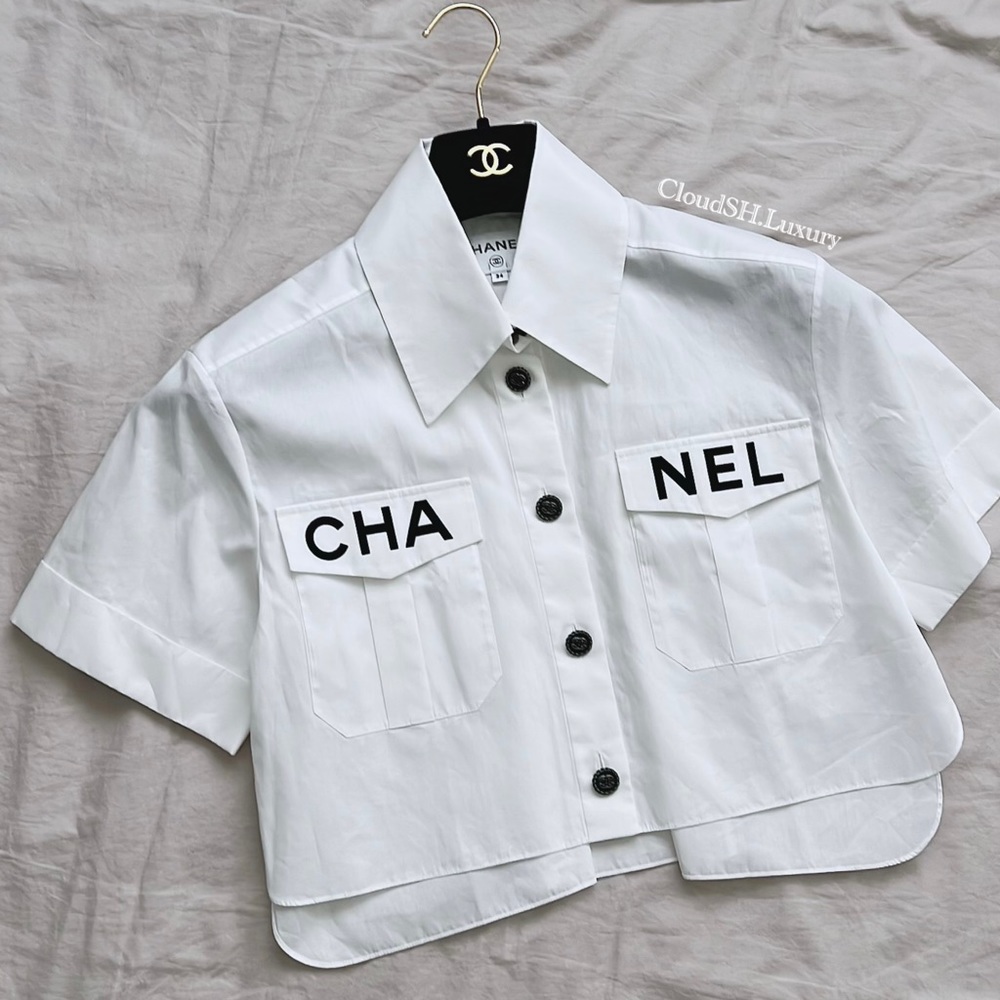 ❌❌Chanel Logo White Button Up Crop Top Shirt Sz.34 - Popular & Rare - Picture 1 of 16